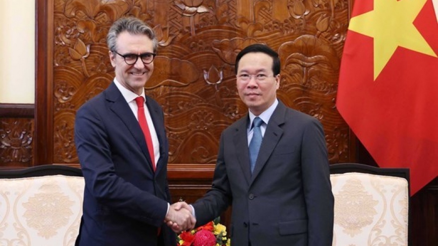 President hosts outgoing head of EU Delegation to Vietnam